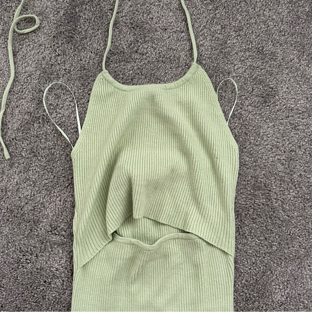 Kendall & Kylie Green Dress - Picture 2 of 5